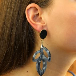 Dangling Filigrain Earrings