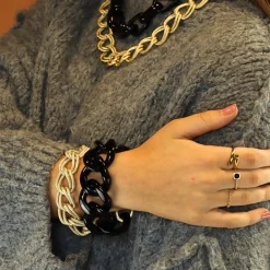 Double Relief Kapittel Bracelet