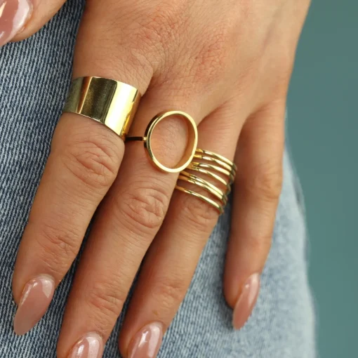 Golden Ring Simplicity
