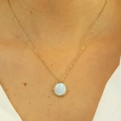 Oval Mother of Pearl Necklace