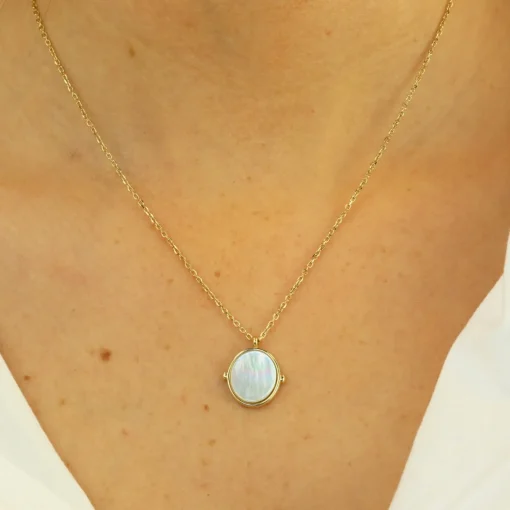 Oval Mother of Pearl Necklace